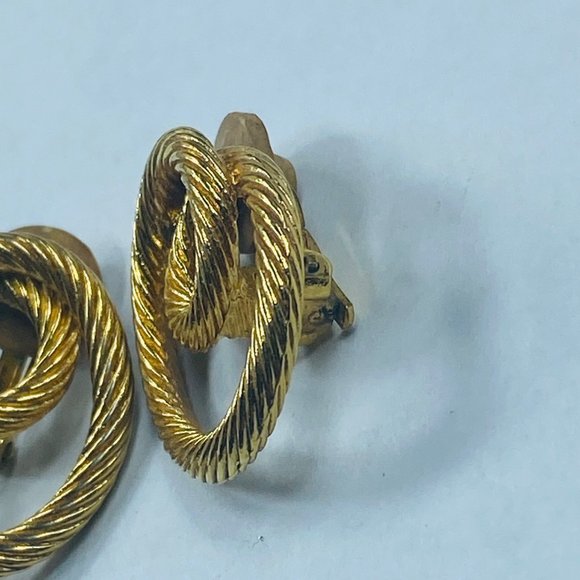 Gold Tone Metal Twisted Rope Swirl Cable Clip-on Earrings Vintage Womens - Picture 15 of 16